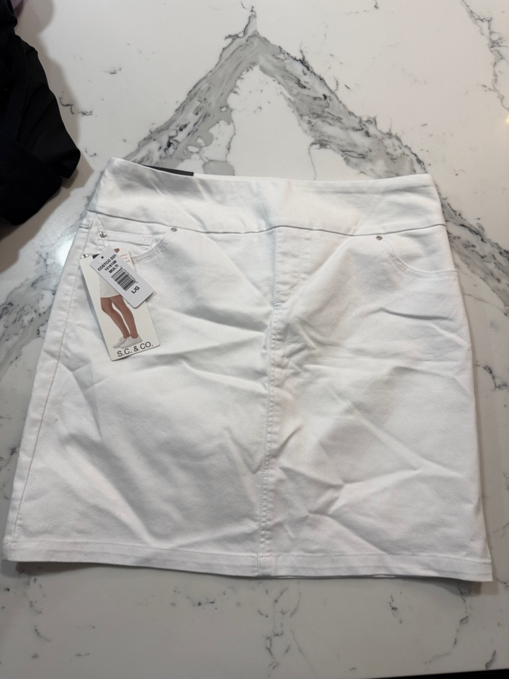 S.C. & Co. White Knit skort Skirt
